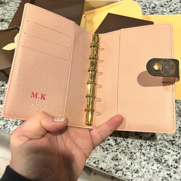 Louis Vuitton Lightest Handbag Agenda PM R21077 original paperwork included - Picture 6 of 9